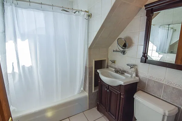 Sold by Coldwell Banker Advantage | media 23