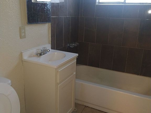 5th image of 1491 Sepulveda Ave