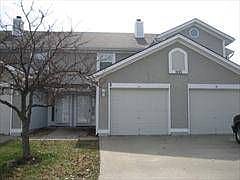 2nd image of 4604 NE Whispering Winds Dr Unit 26