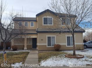 461 Chambers Way, Aurora, CO 80011