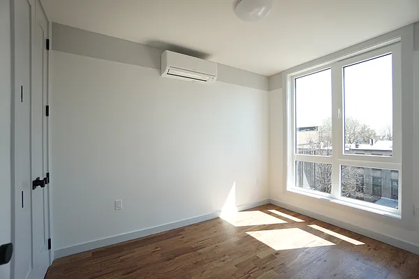 Rented by Rennit Inc. | media 19