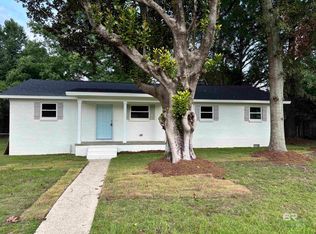23136 Oak St, Robertsdale, AL 36567
