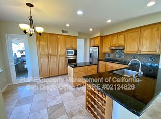 1341 E J St E, Chula Vista, CA 91910