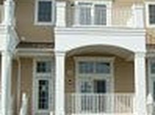 2816 Commons Dr, GLENVIEW, IL 60026