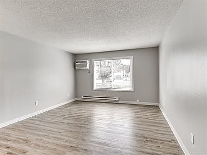 5th image of 725 S 11th St APT 11