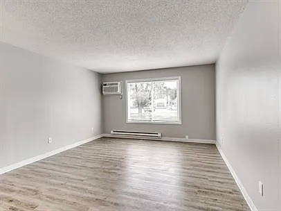 725 S 11th St #11 — Photo 5