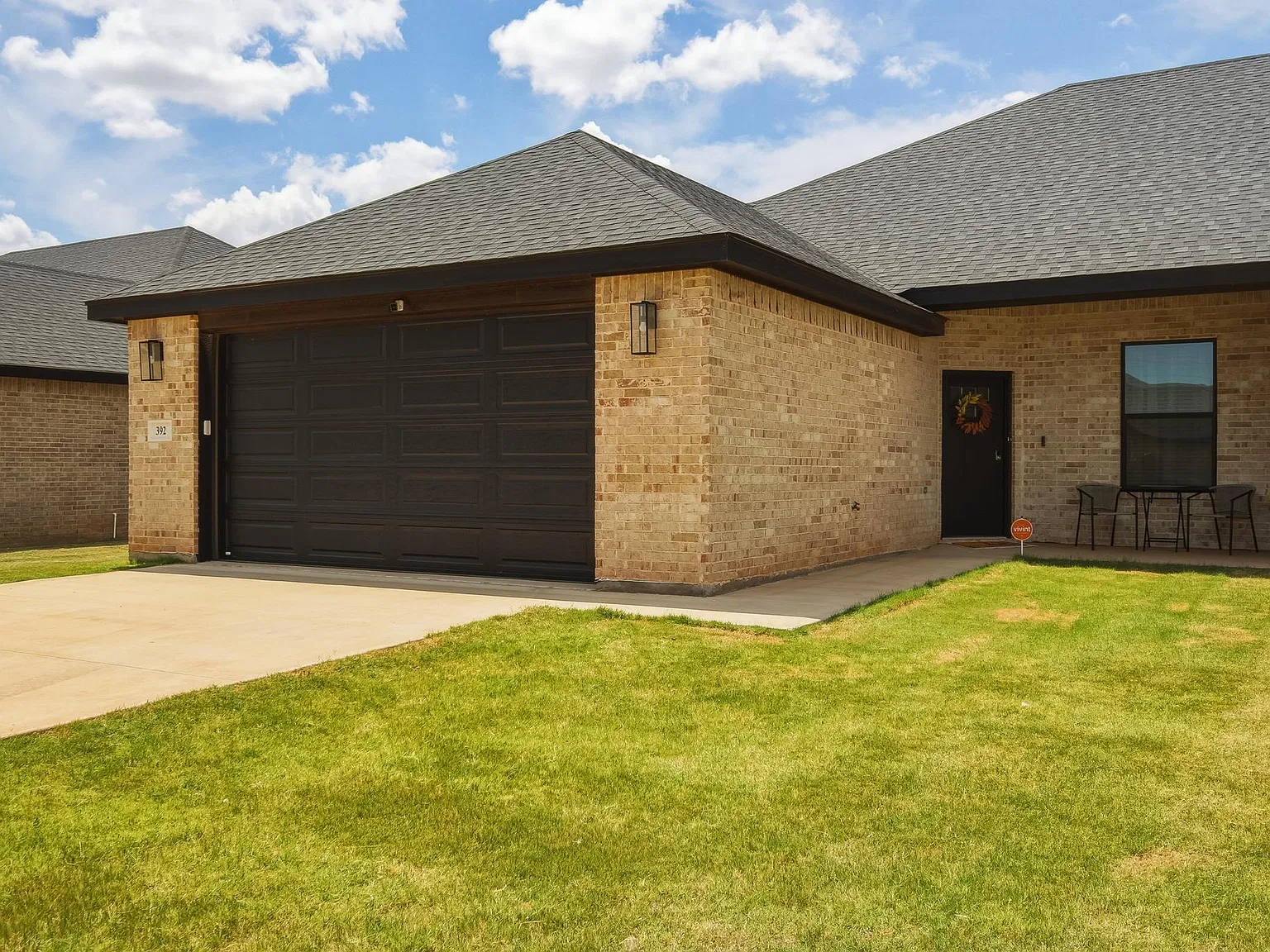 3 bed, 1500 sqft, $3,995 — Photo 3