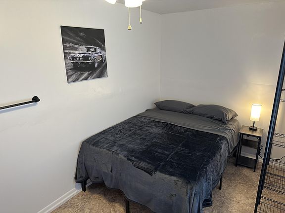 All rooms have a Towel Bar, Coat Hooks, Display Shelf, Artwork, and More!