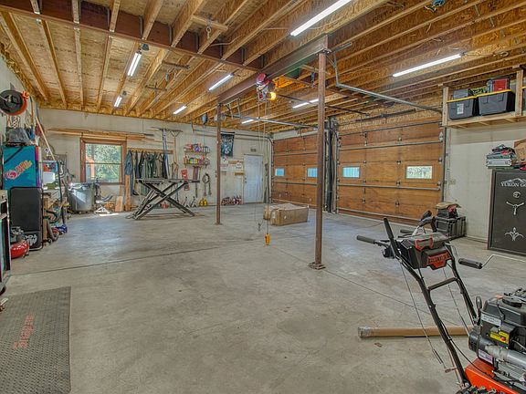 3rd image of 2637 Boulder Ave