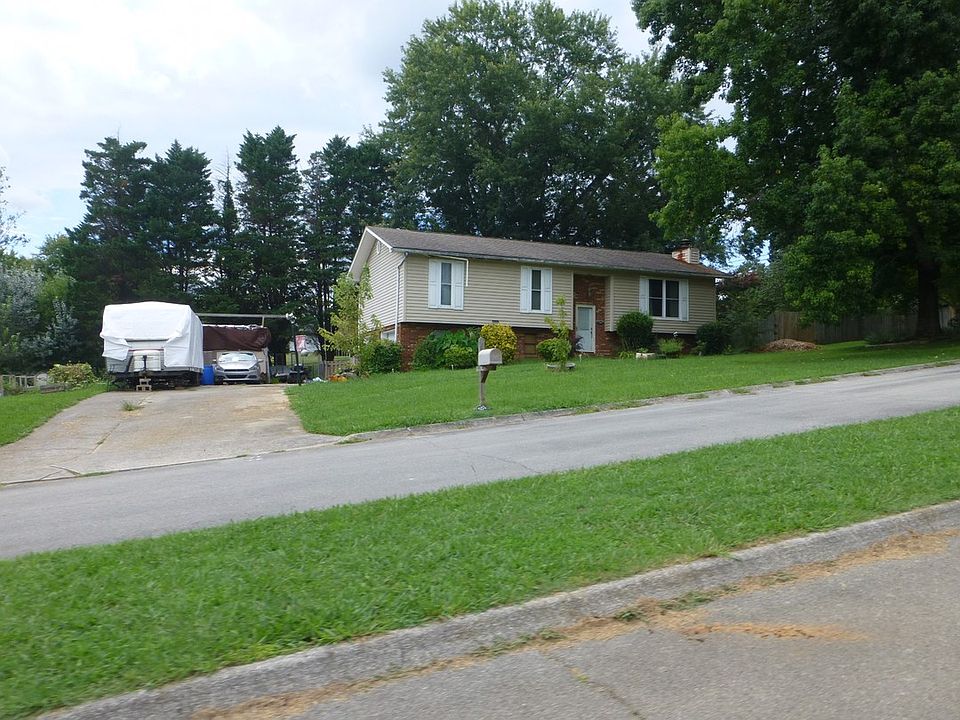 2nd image of 502 Periwinkle Ln