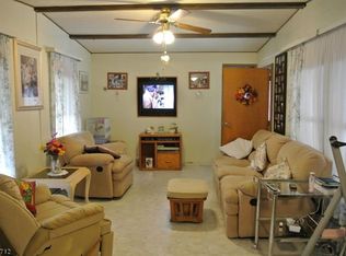 53 Makepeace Dr, Oak Ridge, NJ 07438