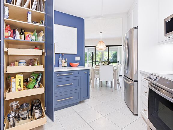 3rd image of 5800 Camino Del Sol Apt 106