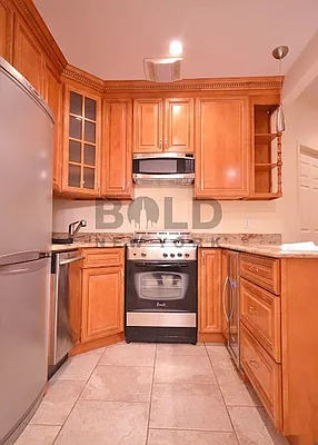 Rented by Bold New York | media 3