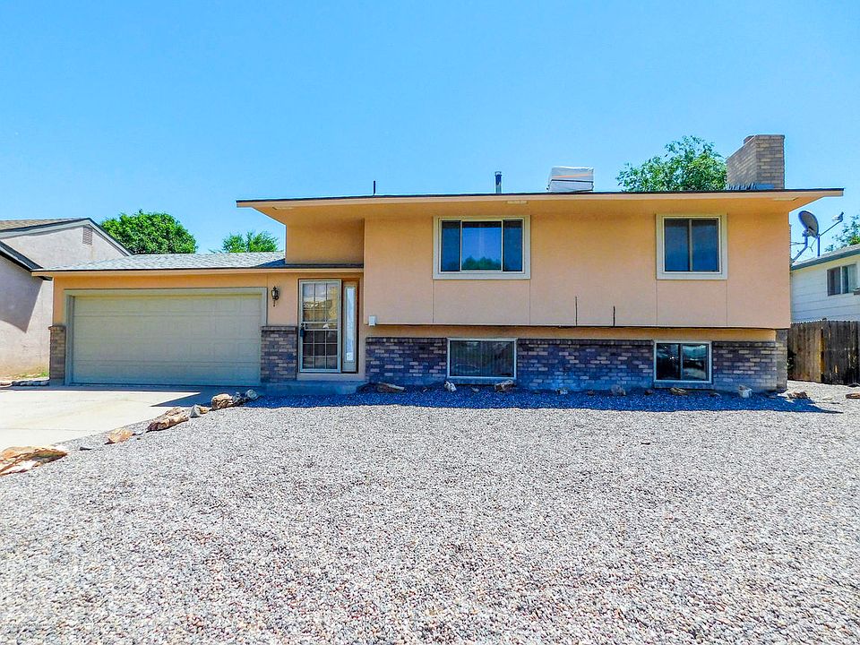 1st image of 1208 Camina Hermosa