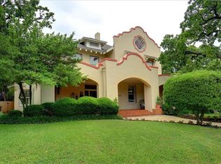 819 W Oak St, Denton, TX 76201