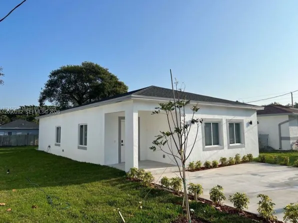 216 NW 9th St, Hallandale Beach, FL 33009
