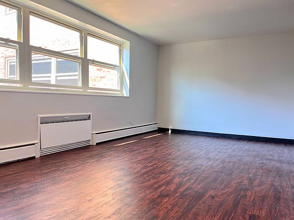 3rd image of 1970 Delaware Ave APT 3