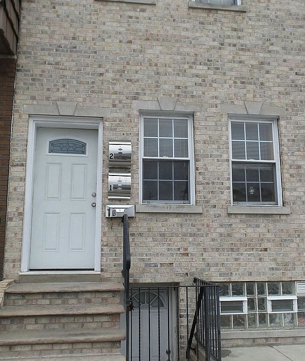 1st image of 1515 W Passyunk Ave APT 2