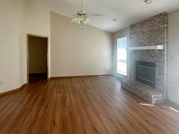 2nd image of 5023 Wolflake Dr