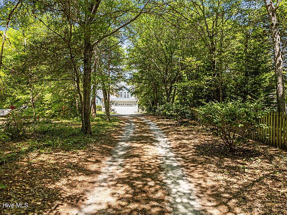 4th image of 102 Shady Path