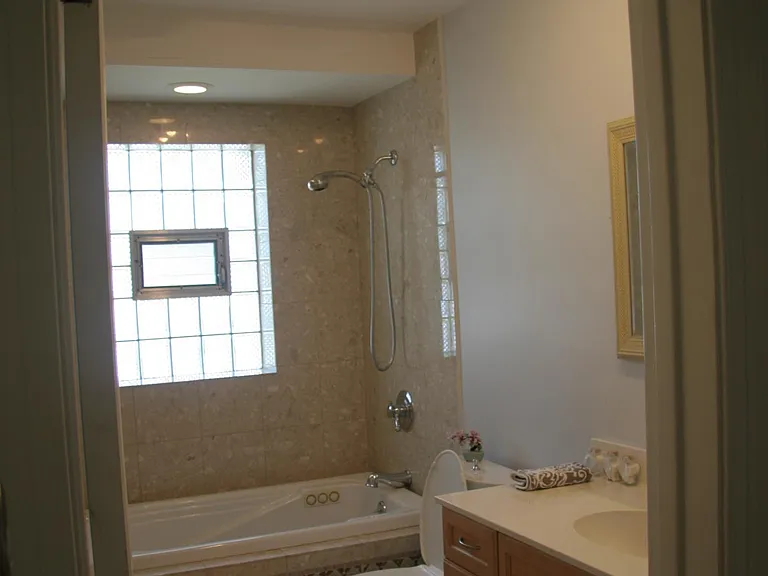 909 Mason Ln — Photo 15
