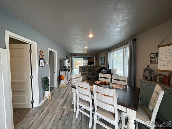 2nd image of 293 Oak St