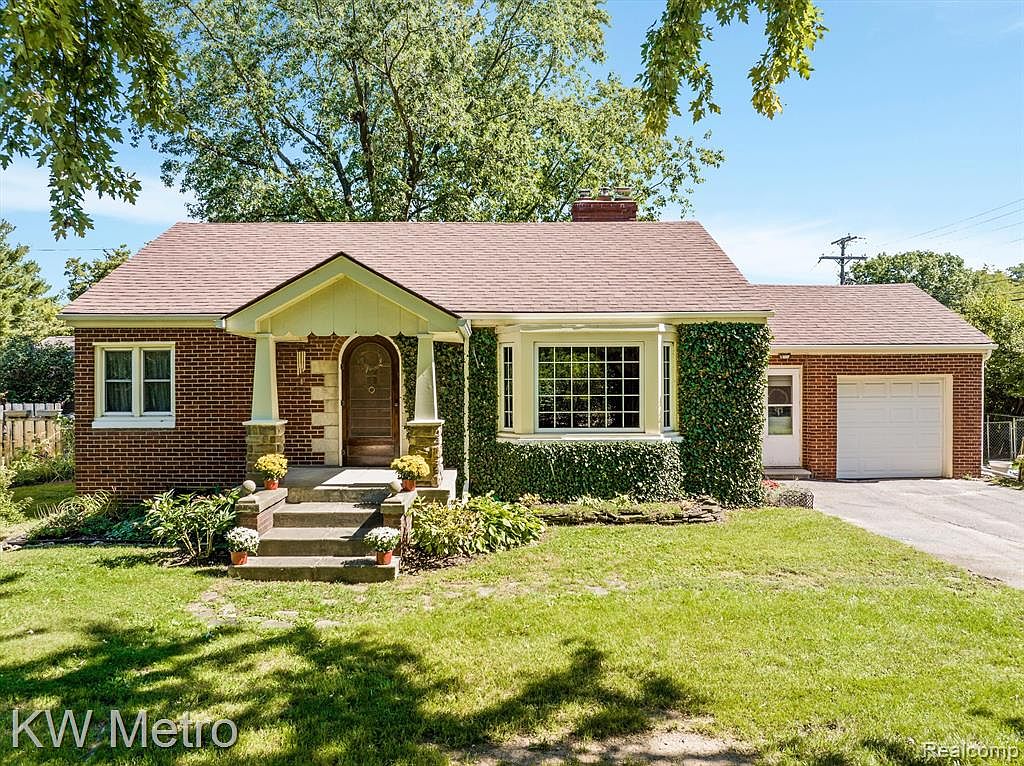 1680 N Duck Lake Rd, Highland, MI 48356 Zillow