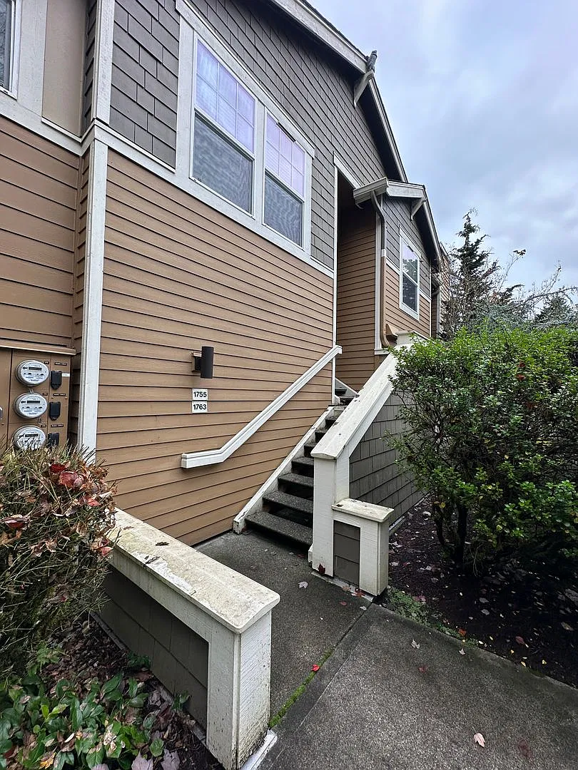 1755 McNeil Circle — Photo 2