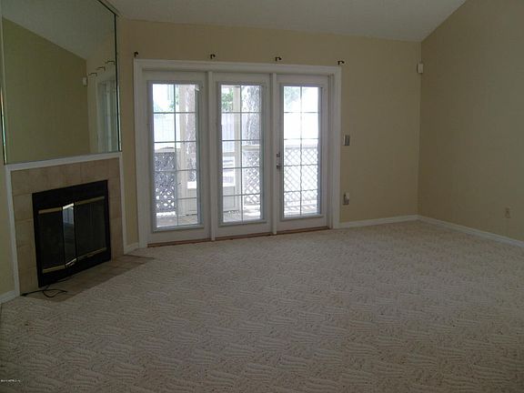 2nd image of 8535 Sturbridge Cir W