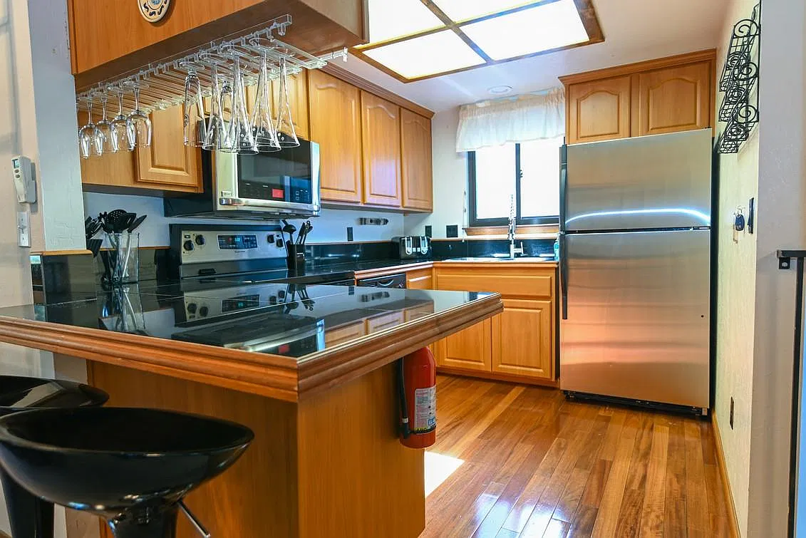 3 bed, 1506 sqft, $3,500 — Photo 3
