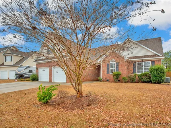 5916 Gentleman Dr, Hope Mills, NC 28348