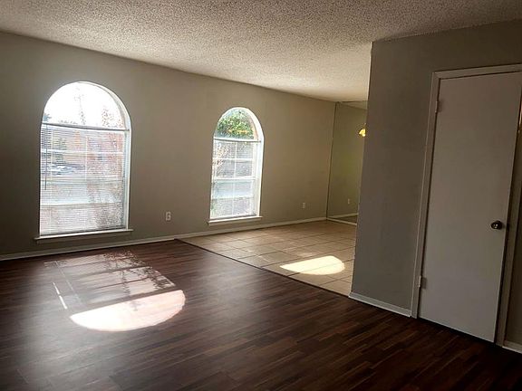 5th image of 6008 Westridge Ln APT 508