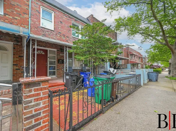 2076 East 63rd Street image 2 of 24