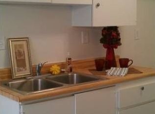 464 N Oak St, Orange, CA 92867