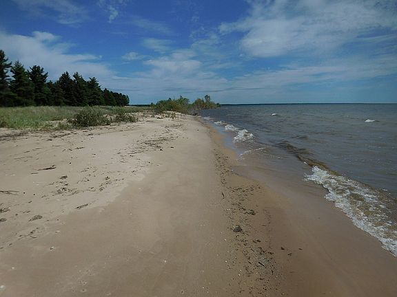 3rd image of Thompson Trails Road