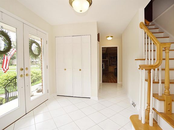 3rd image of 10705 Hollowwood Cir