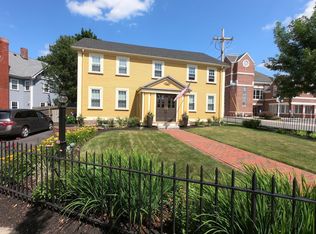 65 Harnden St #2, Reading, MA 01867