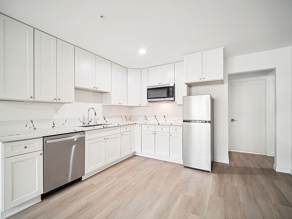 5th image of 6343-53 S Rosemead Blvd #40