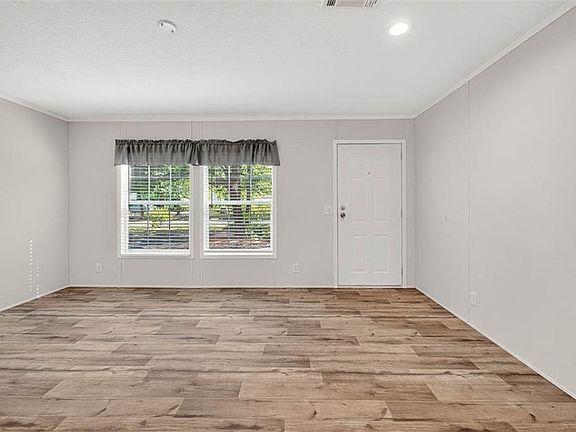 2nd image of 109 Sunbelt Way