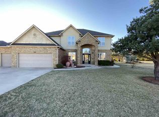 1420 Savannah Cir, Noble, OK 73068