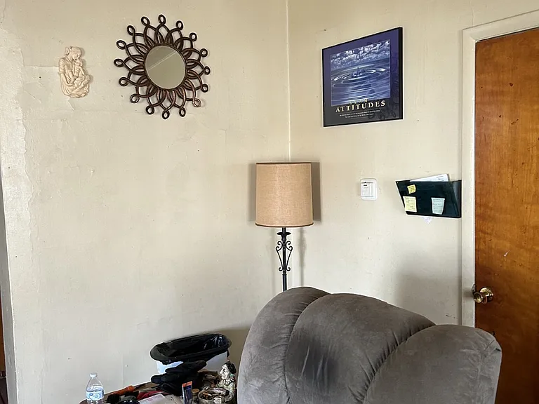 108 Drury Ln — Photo 16