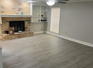 1511 Twin Oaks Dr, Clinton, MS 39056