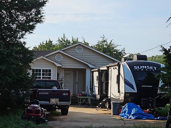 2nd image of 2258 Tim Prince Dr