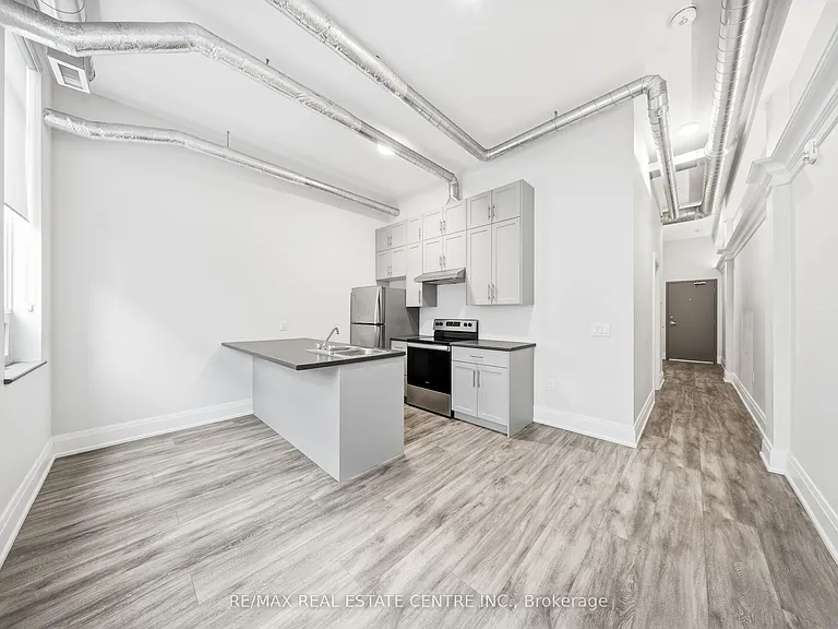 11 Queen St #205 — Photo 10