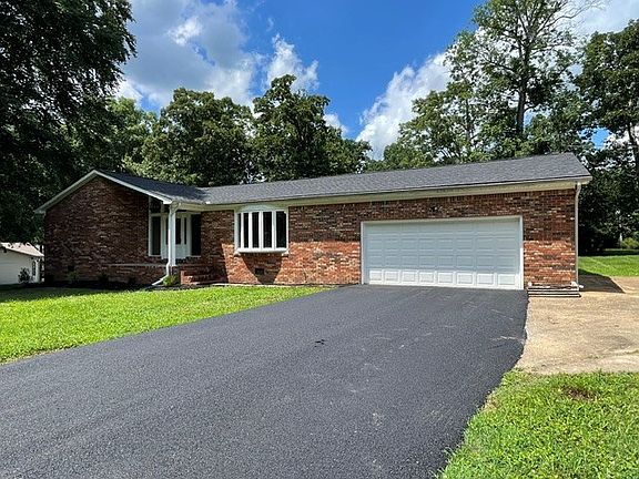 2nd image of 195 Scenic Hill Dr
