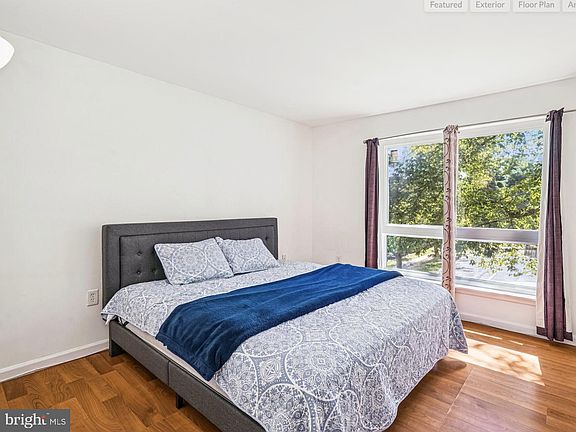 4th image of 3946 Bel Pre Rd APT 4