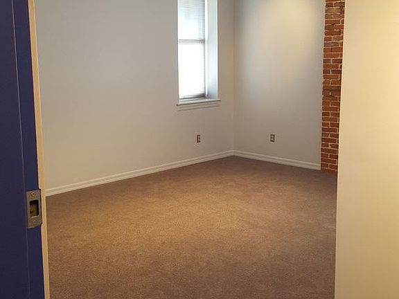 4th image of 1909 S 8th St #B