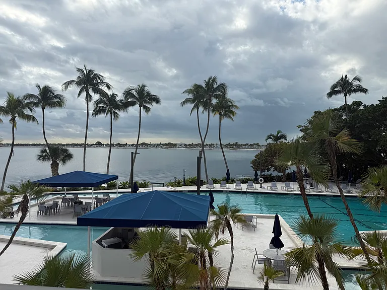 2333 Brickell Ave #306 — Photo 52