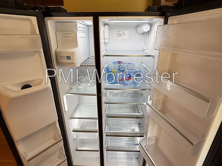 16 Seneca St — Photo 12