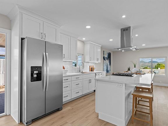 2nd image of 3535 Linda Vista Dr Space 148